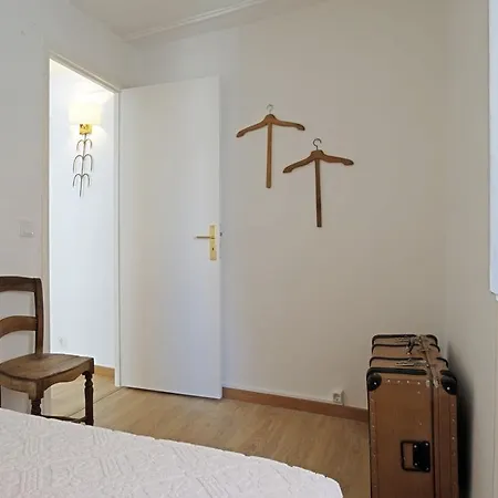 Apartment Local! Maria Typical Home, Near Flea Market Lisbon