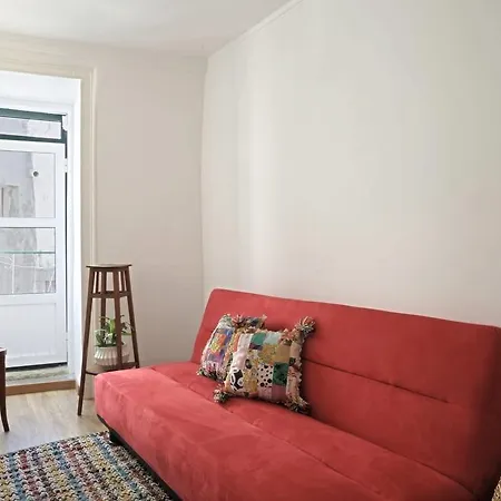 Apartamento Local! Maria Typical Home, Near Flea Market